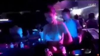 夜色dj搞笑视频,欢乐无限，笑点连连